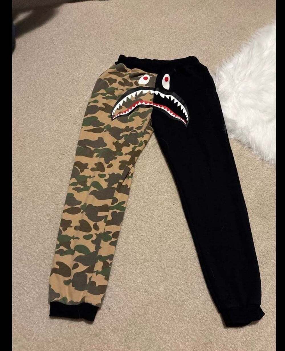 A Bathing Ape BAPE Shark Camo Sweatpants Size XL